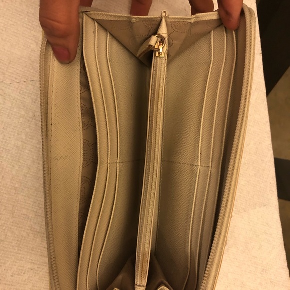 Wallet - Picture 2 of 4